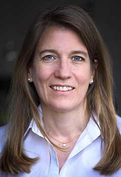 Porträt von Dr. med. Nora Nibler, Fachärztin für Innere Medizin